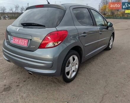 Серый Пежо 207, объемом двигателя 1.6 л и пробегом 220 тыс. км за 7300 $, фото 6 на Automoto.ua