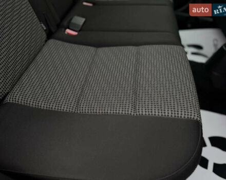 Серый Пежо 207, объемом двигателя 1.6 л и пробегом 119 тыс. км за 6500 $, фото 72 на Automoto.ua