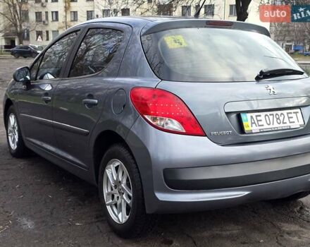 Серый Пежо 207, объемом двигателя 1.36 л и пробегом 98 тыс. км за 4000 $, фото 12 на Automoto.ua