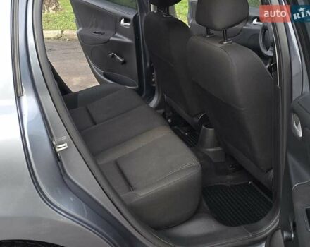 Серый Пежо 207, объемом двигателя 1.36 л и пробегом 98 тыс. км за 4000 $, фото 15 на Automoto.ua