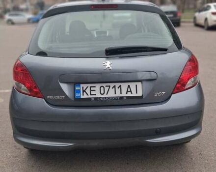 Серый Пежо 207, объемом двигателя 1.36 л и пробегом 132 тыс. км за 5765 $, фото 3 на Automoto.ua