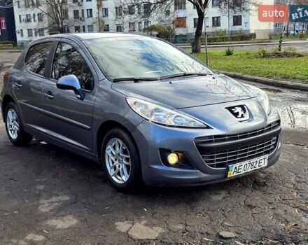 Серый Пежо 207, объемом двигателя 1.36 л и пробегом 98 тыс. км за 4000 $, фото 2 на Automoto.ua