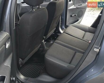 Серый Пежо 207, объемом двигателя 1.36 л и пробегом 98 тыс. км за 4000 $, фото 16 на Automoto.ua