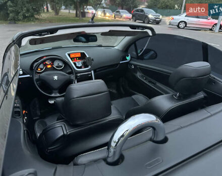 Серый Пежо 207, объемом двигателя 1.6 л и пробегом 154 тыс. км за 5700 $, фото 11 на Automoto.ua