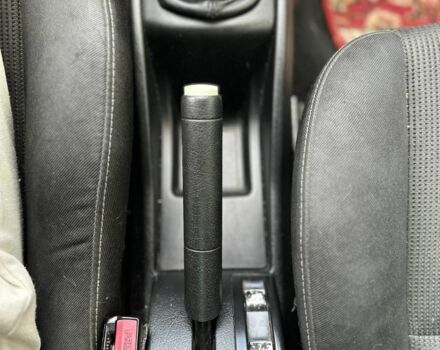 Серый Пежо 207, объемом двигателя 1.6 л и пробегом 196 тыс. км за 4400 $, фото 14 на Automoto.ua