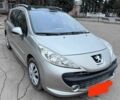 Сірий Пежо 207, об'ємом двигуна 1.4 л та пробігом 230 тис. км за 3950 $, фото 5 на Automoto.ua