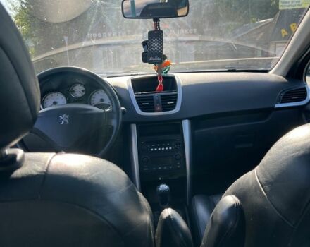 Серый Пежо 207, объемом двигателя 1.6 л и пробегом 239 тыс. км за 3800 $, фото 4 на Automoto.ua