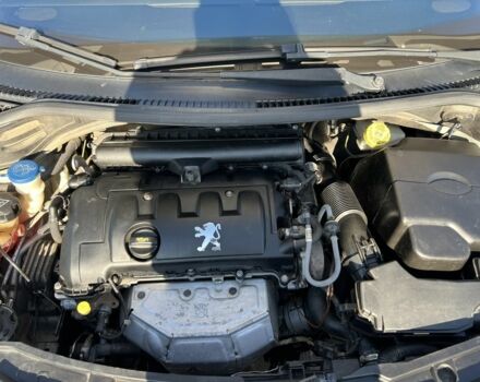 Серый Пежо 207, объемом двигателя 1.6 л и пробегом 239 тыс. км за 3800 $, фото 8 на Automoto.ua