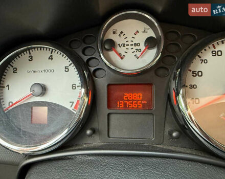 Сірий Пежо 207, об'ємом двигуна 1.6 л та пробігом 138 тис. км за 6500 $, фото 5 на Automoto.ua