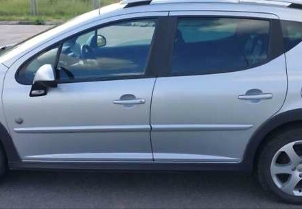 Серый Пежо 207, объемом двигателя 1.4 л и пробегом 200 тыс. км за 4500 $, фото 8 на Automoto.ua