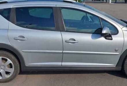 Серый Пежо 207, объемом двигателя 1.4 л и пробегом 200 тыс. км за 4500 $, фото 7 на Automoto.ua