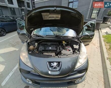 Сірий Пежо 207, об'ємом двигуна 1.6 л та пробігом 198 тис. км за 4150 $, фото 5 на Automoto.ua