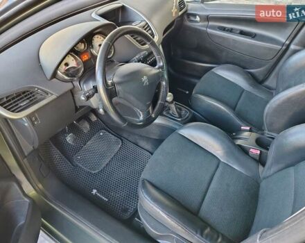 Серый Пежо 207, объемом двигателя 1.6 л и пробегом 271 тыс. км за 4150 $, фото 36 на Automoto.ua