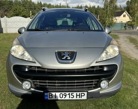 Серый Пежо 207, объемом двигателя 1.6 л и пробегом 168 тыс. км за 5600 $, фото 4 на Automoto.ua