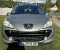 Серый Пежо 207, объемом двигателя 1.6 л и пробегом 168 тыс. км за 5600 $, фото 4 на Automoto.ua