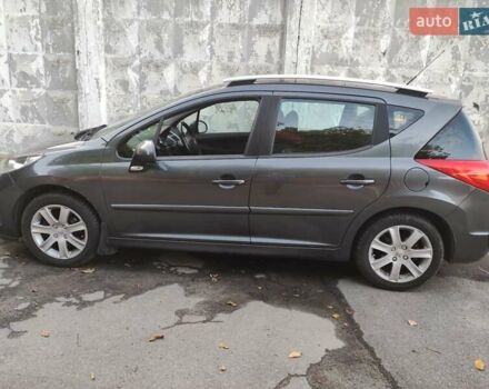 Серый Пежо 207, объемом двигателя 1.6 л и пробегом 191 тыс. км за 5500 $, фото 5 на Automoto.ua
