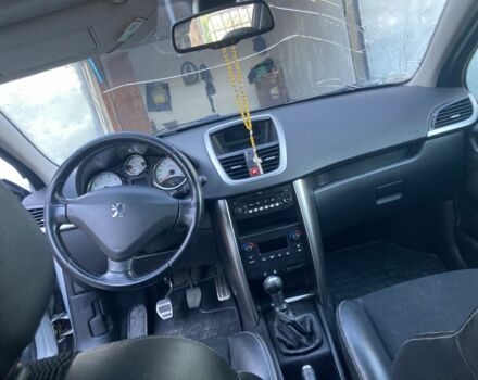 Пежо 207 2008 у Стрые на Automoto.ua Сірий Пежо 207, об'ємом двигуна 1.6 л та пробігом 230 тис. км за 4400 $, фото 3 на Automoto.ua