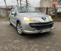 Серый Пежо 207, объемом двигателя 1.6 л и пробегом 253 тыс. км за 3950 $, фото 1 на Automoto.ua