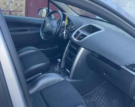 Пежо 207 2008 у Львові на Automoto.ua Сірий Пежо 207, об'ємом двигуна 1.6 л та пробігом 230 тис. км за 4400 $, фото 12 на Automoto.ua