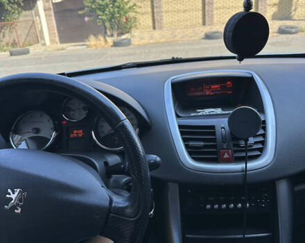 Сірий Пежо 207, об'ємом двигуна 1.6 л та пробігом 230 тис. км за 4700 $, фото 8 на Automoto.ua