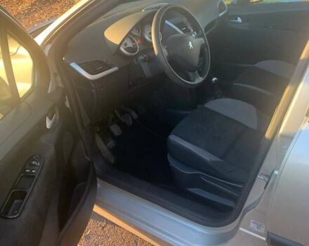 Серый Пежо 207, объемом двигателя 1.4 л и пробегом 195 тыс. км за 5500 $, фото 8 на Automoto.ua