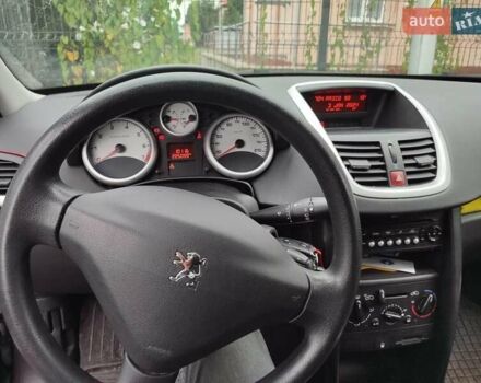 Сірий Пежо 207, об'ємом двигуна 1.4 л та пробігом 227 тис. км за 4150 $, фото 3 на Automoto.ua