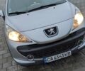 Серый Пежо 207, объемом двигателя 1.4 л и пробегом 204 тыс. км за 5400 $, фото 2 на Automoto.ua