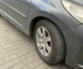 Серый Пежо 207, объемом двигателя 1.6 л и пробегом 330 тыс. км за 4200 $, фото 1 на Automoto.ua
