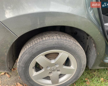 Пежо 207 2008 у Житомирі на Automoto.ua Сірий Пежо 207, об'ємом двигуна 1.4 л та пробігом 240 тис. км за 4700 $, фото 10 на Automoto.ua