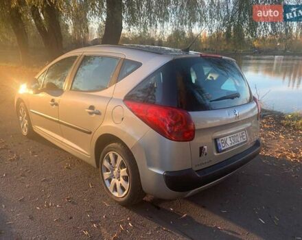 Серый Пежо 207, объемом двигателя 1.4 л и пробегом 195 тыс. км за 5500 $, фото 7 на Automoto.ua