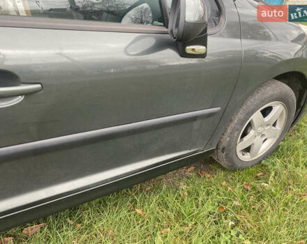 Пежо 207 2008 у Житомирі на Automoto.ua Сірий Пежо 207, об'ємом двигуна 1.4 л та пробігом 240 тис. км за 4700 $, фото 8 на Automoto.ua