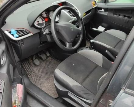 Сірий Пежо 207, об'ємом двигуна 1.4 л та пробігом 227 тис. км за 4150 $, фото 2 на Automoto.ua