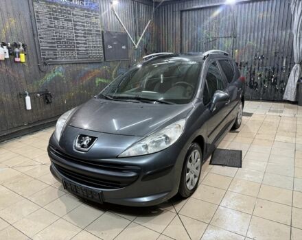 Серый Пежо 207, объемом двигателя 1.4 л и пробегом 200 тыс. км за 3900 $, фото 1 на Automoto.ua