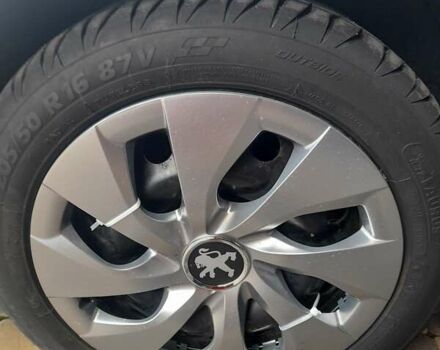 Сірий Пежо 207, об'ємом двигуна 1.6 л та пробігом 240 тис. км за 5998 $, фото 2 на Automoto.ua