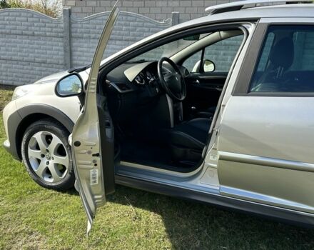 Серый Пежо 207, объемом двигателя 1.6 л и пробегом 168 тыс. км за 5600 $, фото 9 на Automoto.ua