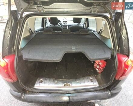 Серый Пежо 207, объемом двигателя 1.6 л и пробегом 191 тыс. км за 5500 $, фото 10 на Automoto.ua