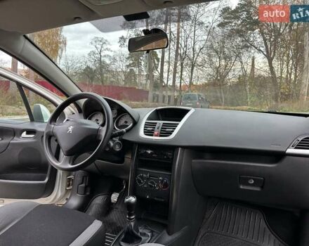 Сірий Пежо 207, об'ємом двигуна 1.4 л та пробігом 225 тис. км за 4450 $, фото 11 на Automoto.ua