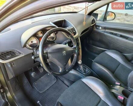 Серый Пежо 207, объемом двигателя 1.6 л и пробегом 272 тыс. км за 4700 $, фото 25 на Automoto.ua