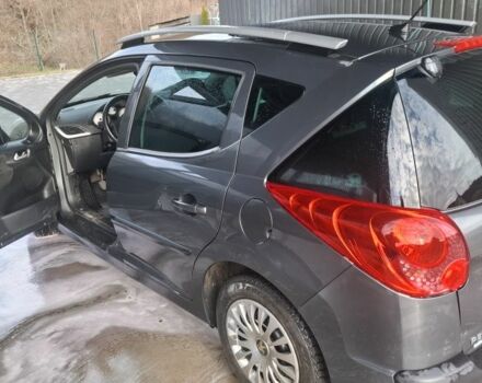 Серый Пежо 207, объемом двигателя 1.4 л и пробегом 245 тыс. км за 3100 $, фото 3 на Automoto.ua