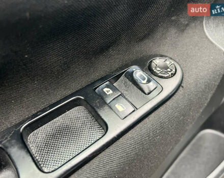 Серый Пежо 207, объемом двигателя 1.4 л и пробегом 126 тыс. км за 4800 $, фото 27 на Automoto.ua