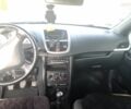 Серый Пежо 207, объемом двигателя 1.4 л и пробегом 245 тыс. км за 3100 $, фото 9 на Automoto.ua