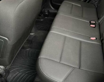 Серый Пежо 207, объемом двигателя 1.6 л и пробегом 340 тыс. км за 5200 $, фото 3 на Automoto.ua