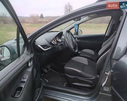 Пежо 207 2009 в Лебедине на Automoto.ua Серый Пежо 207, объемом двигателя 1.4 л и пробегом 200 тыс. км за 4550 $, фото 7 на Automoto.ua