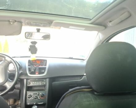 Серый Пежо 207, объемом двигателя 1.4 л и пробегом 245 тыс. км за 3100 $, фото 11 на Automoto.ua