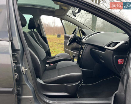 Серый Пежо 207, объемом двигателя 1.4 л и пробегом 126 тыс. км за 4800 $, фото 22 на Automoto.ua