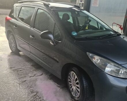 Серый Пежо 207, объемом двигателя 1.4 л и пробегом 245 тыс. км за 3100 $, фото 5 на Automoto.ua