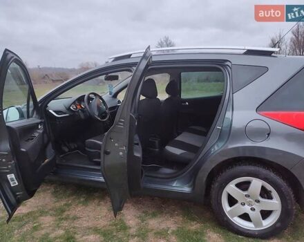 Пежо 207 2009 в Лебедине на Automoto.ua Серый Пежо 207, объемом двигателя 1.4 л и пробегом 200 тыс. км за 4550 $, фото 8 на Automoto.ua