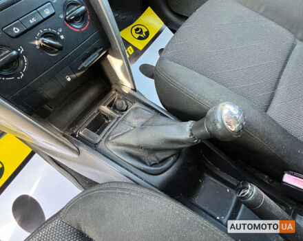 Сірий Пежо 207, об'ємом двигуна 1.6 л та пробігом 249 тис. км за 6000 $, фото 13 на Automoto.ua