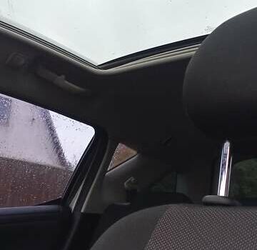 Серый Пежо 207, объемом двигателя 1.56 л и пробегом 220 тыс. км за 5200 $, фото 5 на Automoto.ua