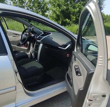 Пежо 207 2010 в Белой Церкве на Automoto.ua Серый Пежо 207, объемом двигателя 1.56 л и пробегом 350 тыс. км за 6200 $, фото 9 на Automoto.ua